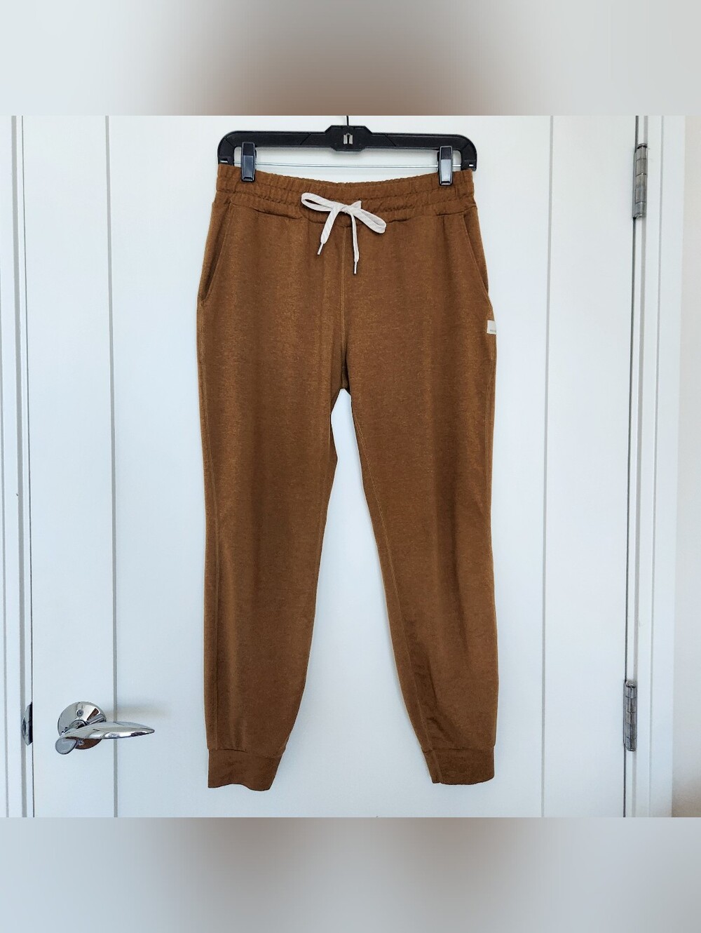 Vuori Women's Performance Joggers -  Caramel Heather - Size XS - VW303